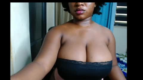 Snapshot of wet_xxpussy55 chatting on July 7, 1:48 pm Sonia online show from July 7, 1:48 pm