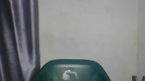 wetfatpussy_ online show from March 14, 5:29 pm