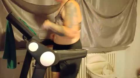 Wetgerman online show from October 1, 9:10 pm