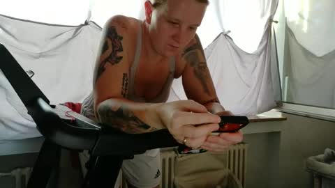 Wetgerman online show from July 3, 4:08 am