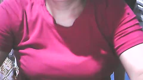 Snapshot of wethornypussy4u chatting on July 8, 8:02 pm wethornypussy4u online show from July 8, 8:02 pm