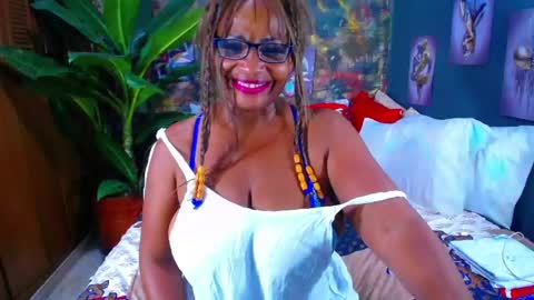 Snapshot of wethotass chatting on May 16, 3:47 am gina online show from May 16, 3:47 am