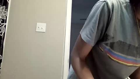 Kylie online show from November 9, 4:27 pm