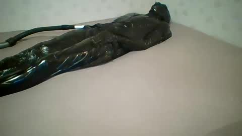 Snapshot of wetnbound chatting on December 5, 8:38 pm wetnbound online show from December 5, 8:38 pm