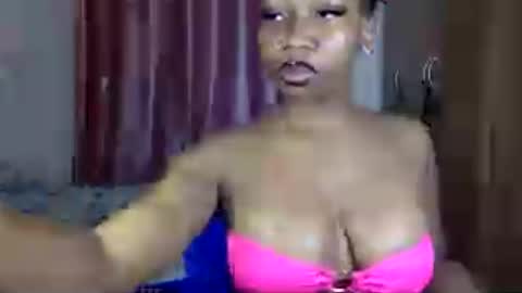 Snapshot of wetty523013 chatting on July 9, 2:59 am wetty523013 online show from July 9, 2:59 am