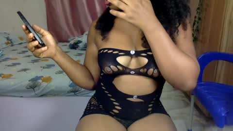 Snapshot of wetty523013 chatting on July 10, 7:01 am wetty523013 online show from July 10, 7:01 am