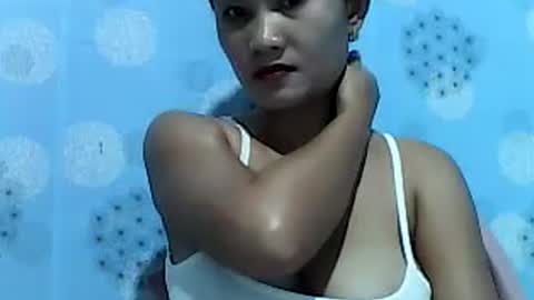 wettyhottie69 online show from June 12, 9:03 pm