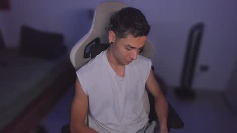 Snapshot of wexx_ chatting on September 10, 6:13 am wex online show from September 10, 6:13 am