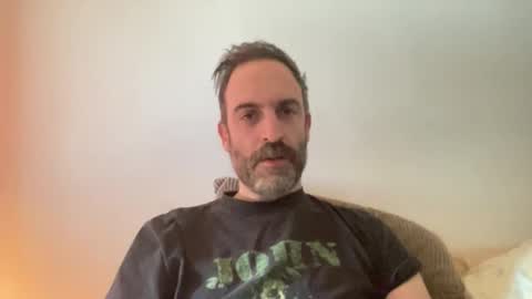 Snapshot of whiskylovexxx chatting on December 14, 8:13 pm WhiskyLove online show from December 14, 8:13 pm