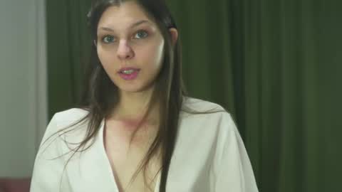 Naomi online show from March 1, 2:15 am