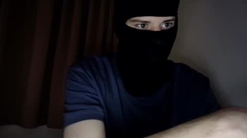 Snapshot of whispero_o chatting on January 8, 2:41 pm whispero_o online show from January 8, 2:41 pm