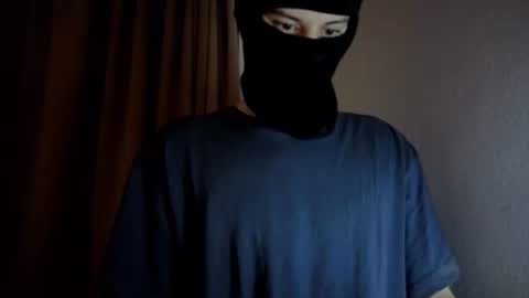 Snapshot of whispero_o chatting on January 10, 6:42 pm whispero_o online show from January 10, 6:42 pm