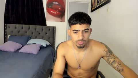 white online show from April 19, 9:08 am