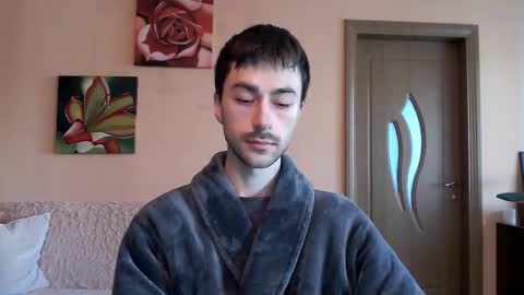 Tom online show from October 8, 1:20 pm