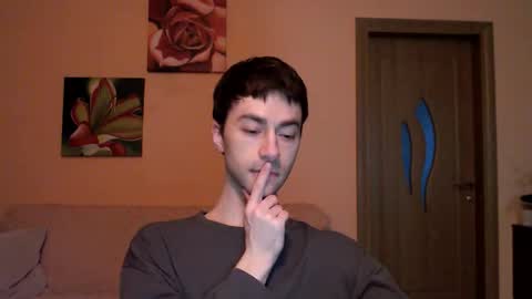 Tom online show from November 11, 2:28 pm