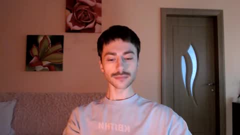 Tom online show from December 14, 11:48 am