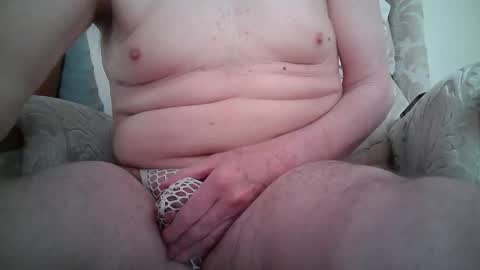 whitebriefs009 online show from March 19, 9:46 am