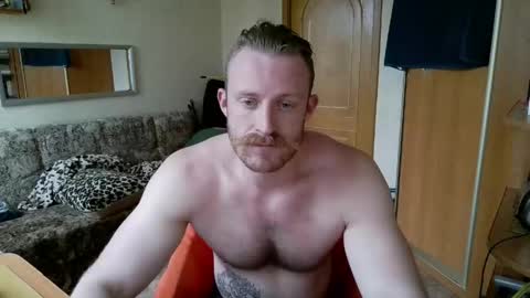 Snapshot of whitebull97 chatting on May 31, 12:45 pm WhiteBull online show from May 31, 12:45 pm