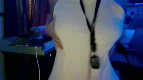 Snapshot of whitecupidrabbit chatting on April 13, 12:05 am Cupid 3 online show from April 13, 12:05 am