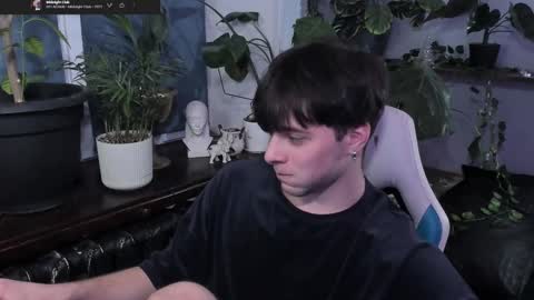 Gus online show from February 17, 6:15 pm