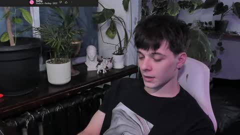 Gus online show from February 22, 7:03 pm