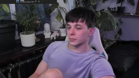 Gus online show from February 25, 7:25 pm