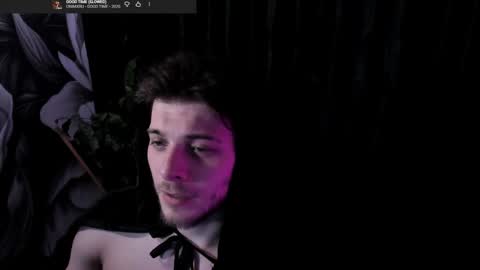 Snapshot of whiteegrimm chatting on June 2, 9:28 pm Gus online show from June 2, 9:28 pm