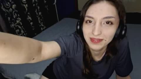 Cindy online show from April 30, 4:13 pm