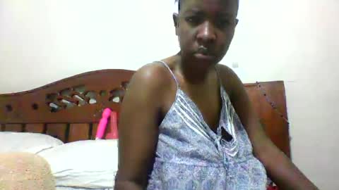 Snapshot of whitney_ly chatting on June 30, 6:36 am whitney_ly online show from June 30, 6:36 am
