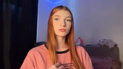 Snapshot of whitneyblaze chatting on June 26, 7:24 am Alaska 3 online show from June 26, 7:24 am