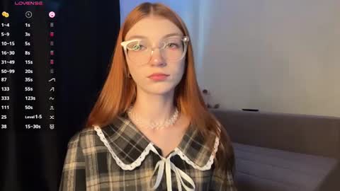 Snapshot of whitneyblaze chatting on June 29, 9:59 am Alaska 3 online show from June 29, 9:59 am