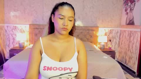 Whitney  online show from November 21, 4:33 am