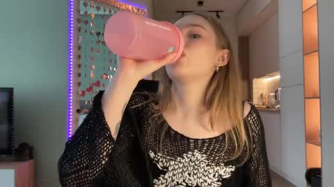 Alisa online show from February 6, 9:32 am