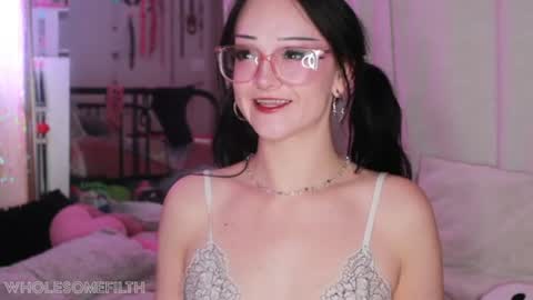 Zoe Grace online show from July 7, 1:30 am
