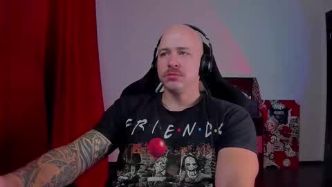 VI online show from November 19, 5:46 pm