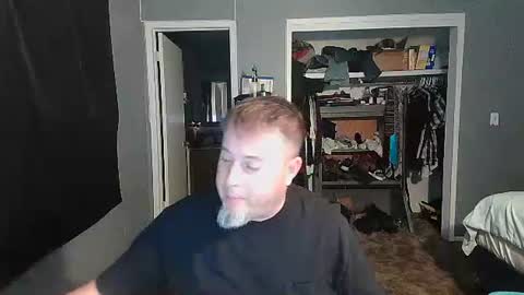 Snapshot of whydoidothis77 chatting on November 25, 2:44 am whydoidothis77 online show from November 25, 2:44 am