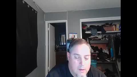 Snapshot of whydoidothis77 chatting on November 26, 12:33 am whydoidothis77 online show from November 26, 12:33 am