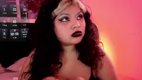 Snapshot of wickedlemon_ chatting on June 16, 8:33 pm wickedlemon_ online show from June 16, 8:33 pm