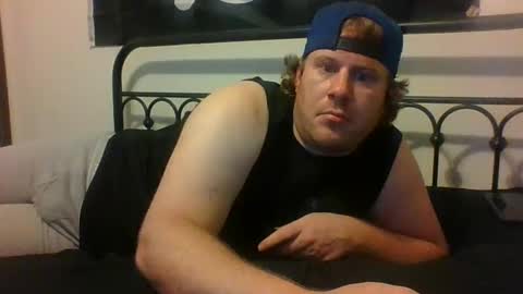 Wihteboy206420 online show from February 9, 12:41 pm