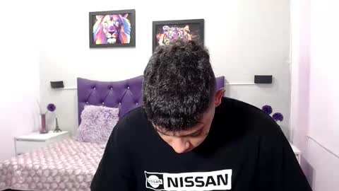 wiilliam online show from October 25, 2:13 pm