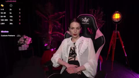 Alice online show from March 8, 4:00 pm