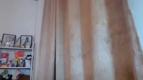 angel online show from November 21, 12:32 am