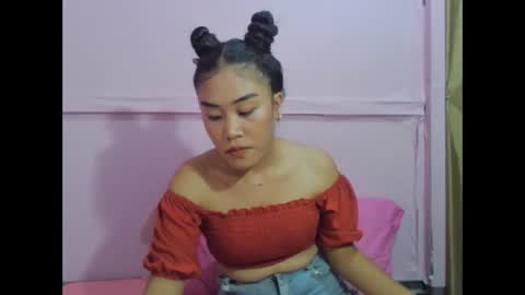 Snapshot of wild_doll69 chatting on February 22, 10:36 am wild_doll69 online show from February 22, 10:36 am