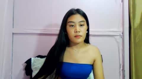 Snapshot of wild_doll69 chatting on April 5, 5:32 pm wild_doll69 online show from April 5, 5:32 pm