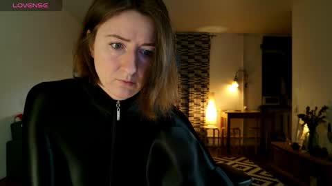 wild_peony online show from February 12, 4:13 pm