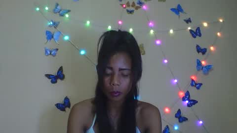 Snapshot of wildah chatting on May 5, 6:16 pm wildah online show from May 5, 6:16 pm