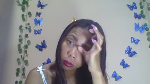 Snapshot of wildah chatting on May 10, 12:05 am wildah online show from May 10, 12:05 am