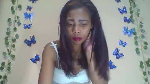 Snapshot of wildah chatting on May 11, 12:16 am wildah online show from May 11, 12:16 am