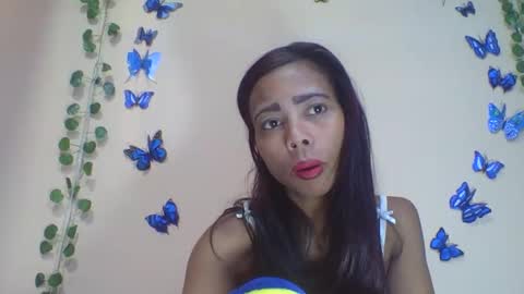 Snapshot of wildah chatting on May 16, 10:36 am wildah online show from May 16, 10:36 am