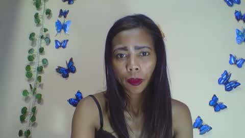 Snapshot of wildah chatting on May 17, 11:01 pm wildah online show from May 17, 11:01 pm